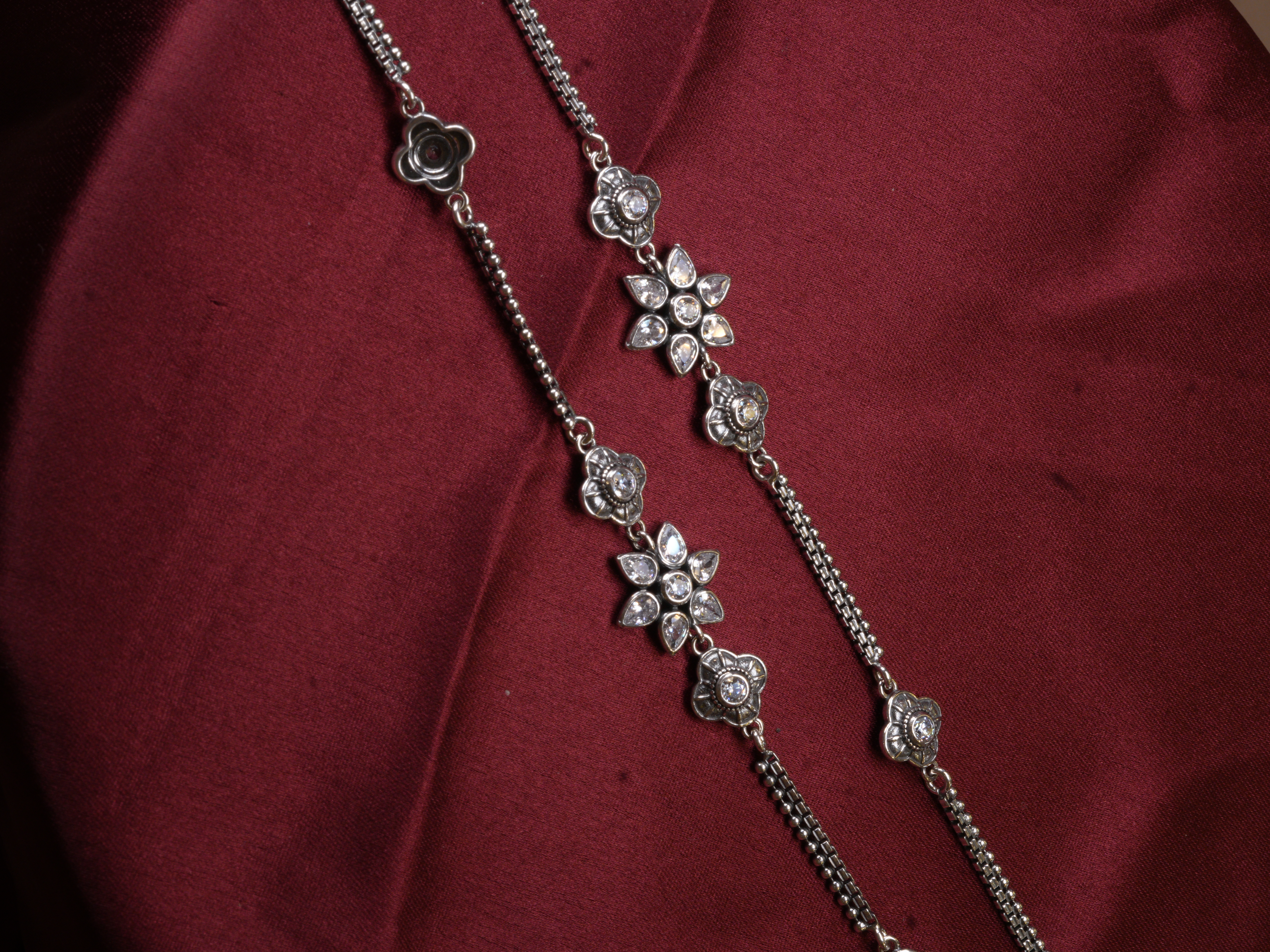 SILVER PAYAL 925