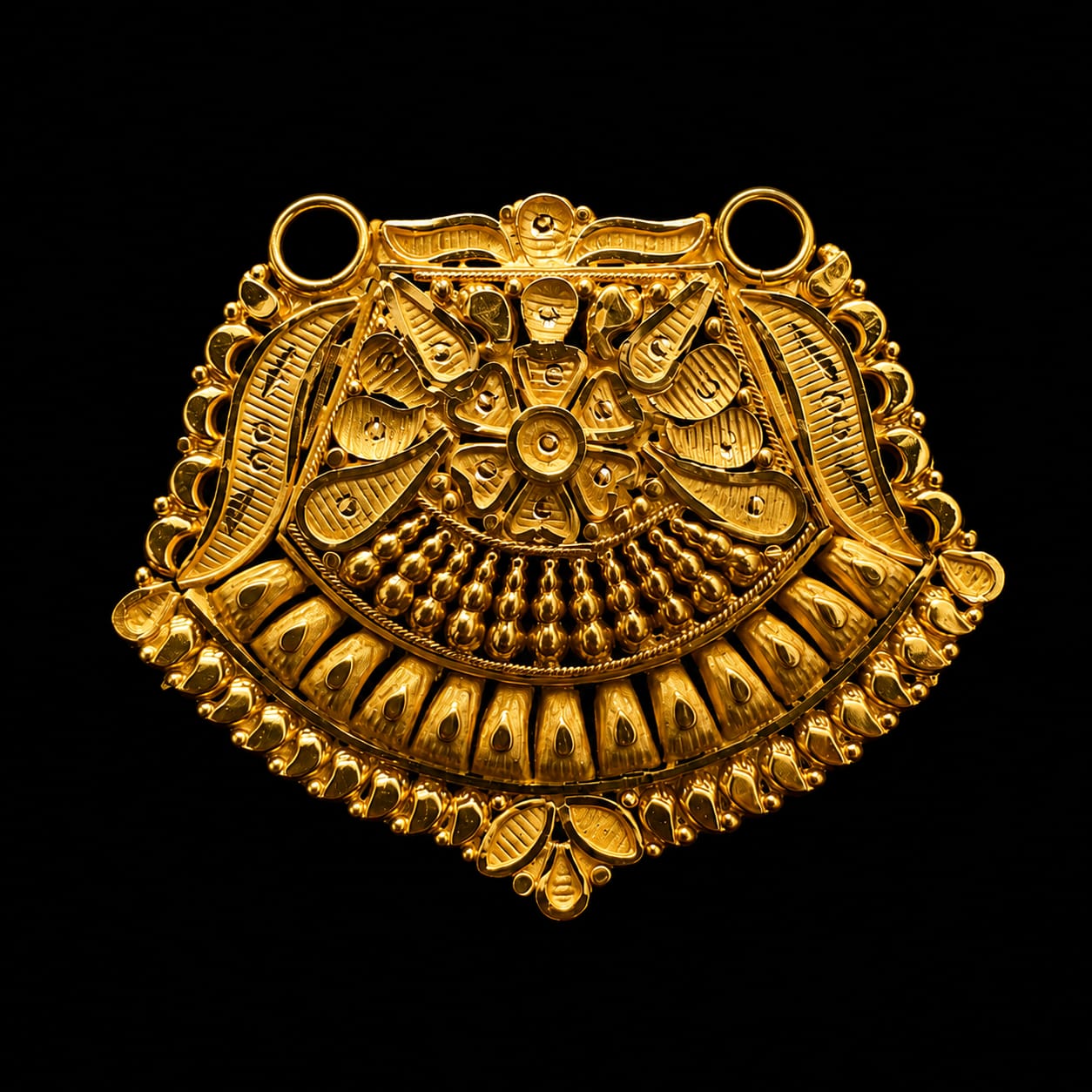 MANGLASUTRA LOCKET 18K