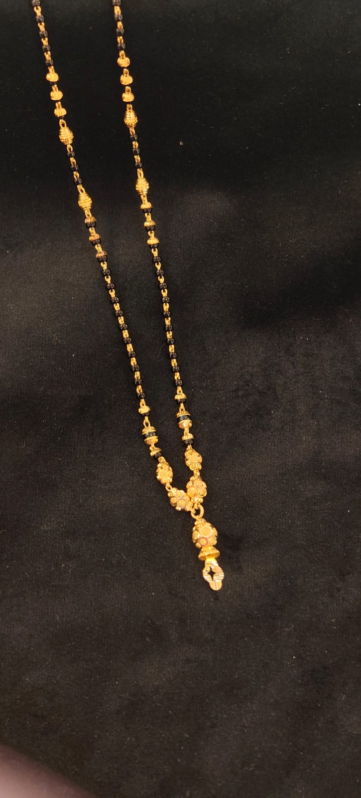 SHORT MANGLASUTRA 18K