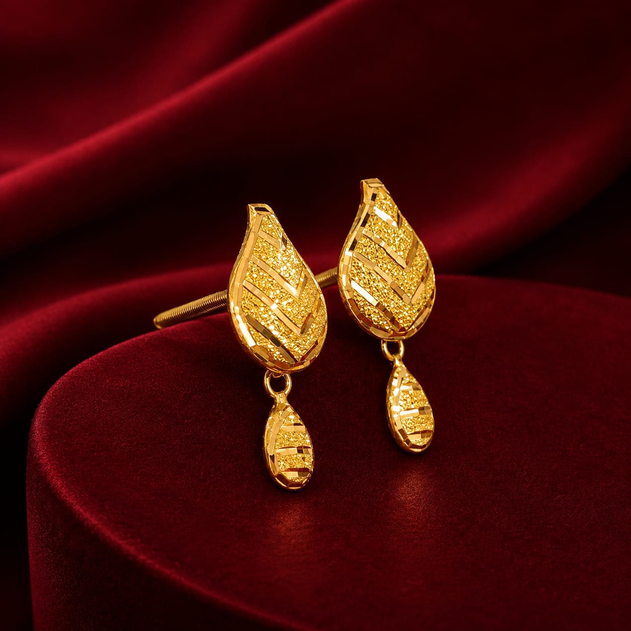 EARING 18K