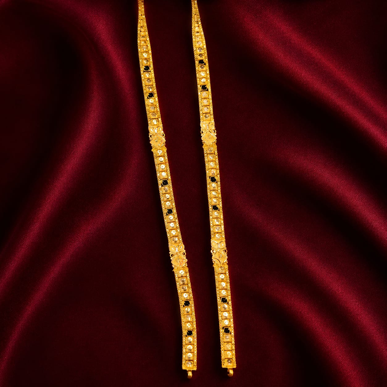 LONG LARI MANGLASUTRA 18K